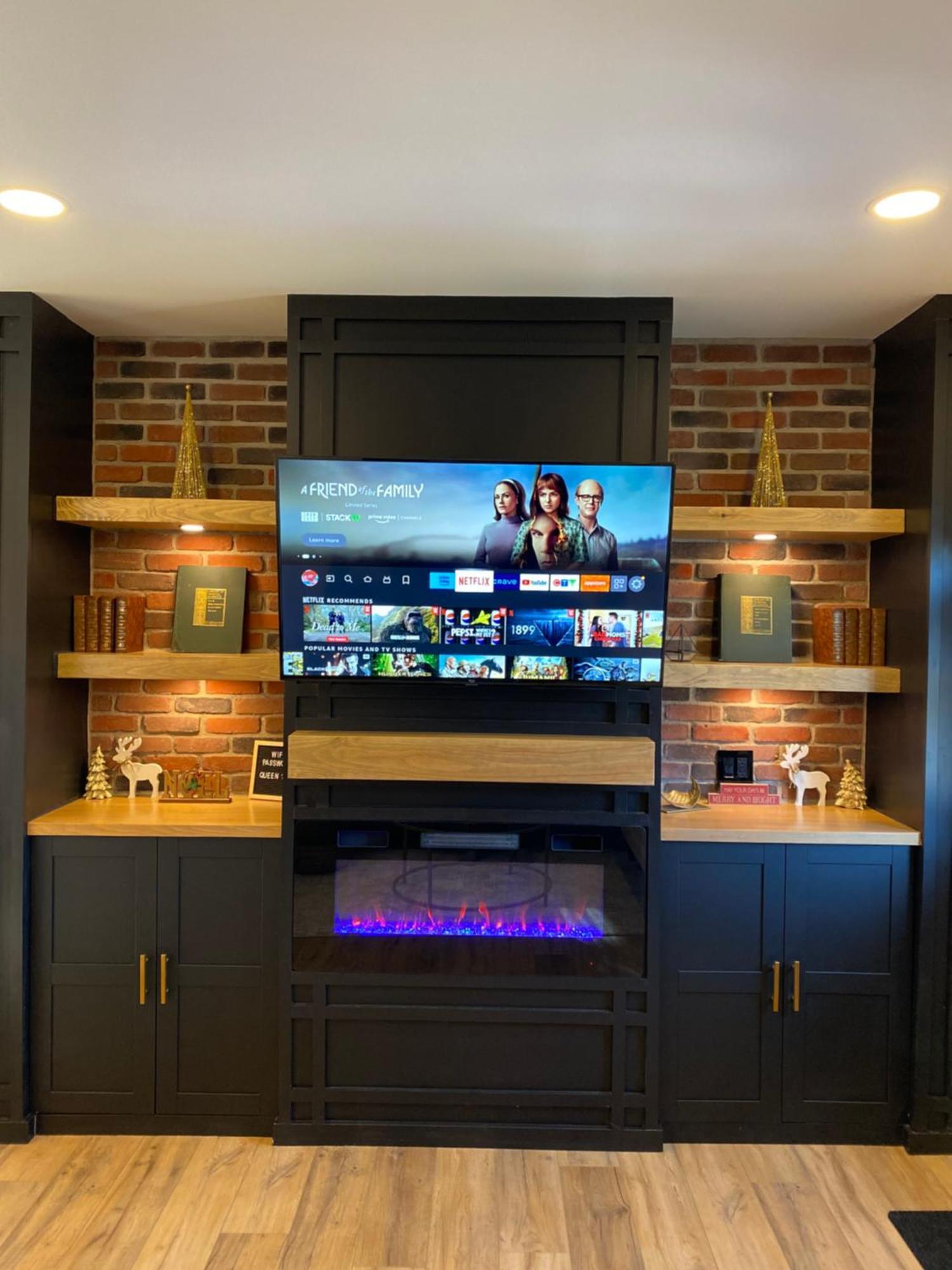 Stylish Downtown Kingsville Getaway With Putting Green, Firepit & Games מראה חיצוני תמונה